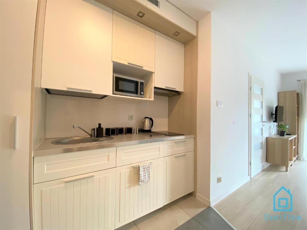 Milky Apartment With Balcony - 3 Km To Baltic Sea Gdańsk Buitenkant foto